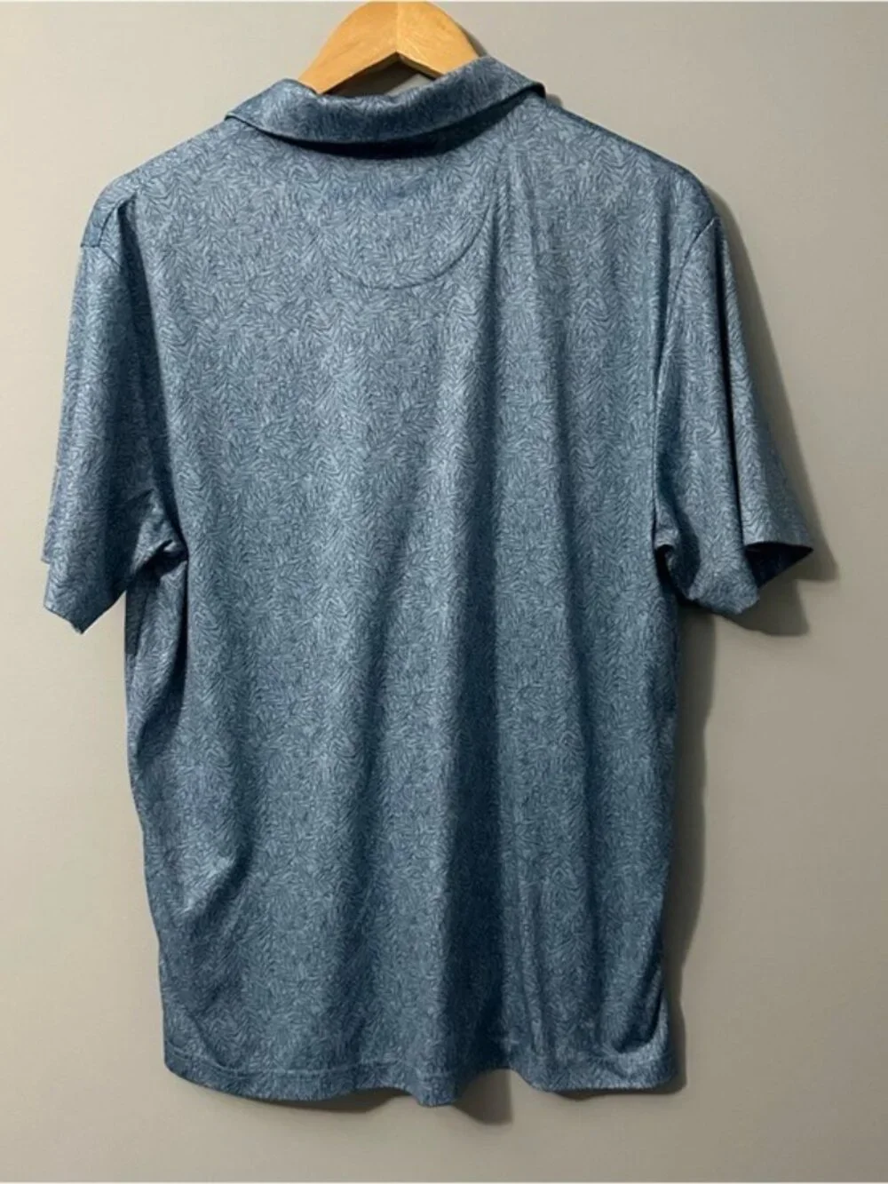 PGA Tour Blue Leaf Print Golf Polo Shirt Men’s Medium Casual Athleisure - Picture 4 of 9